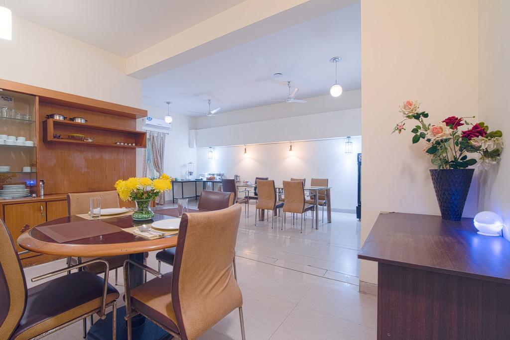 Guest house Perch Arbor-golf Course Road