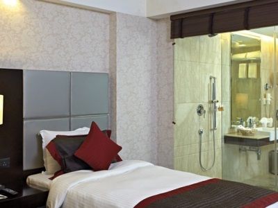 Radisson Sector 29 Gurugram 5*
