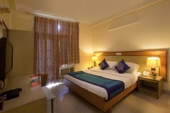 Oyo Premium Iffco Metro Hotel 3*