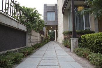 Hotel Fabhotel Mg Road Iffco Chowk Gurgaon
