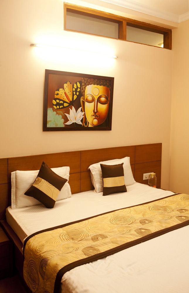 Oyo 338 New Paradise Hotel