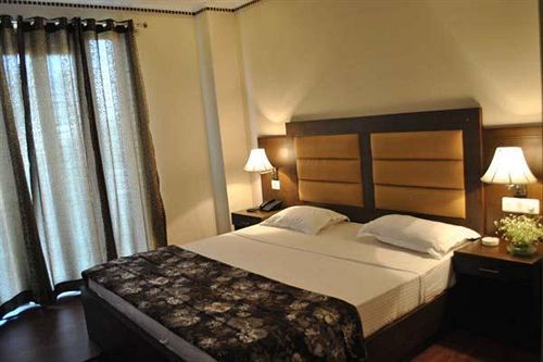 Premier - Golf Course Road ,gurgaon Gurgaon