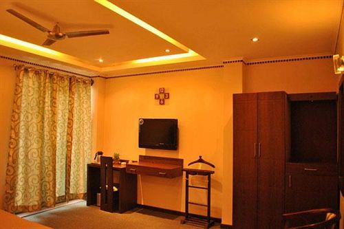 Premier - Golf Course Road ,gurgaon Gurgaon
