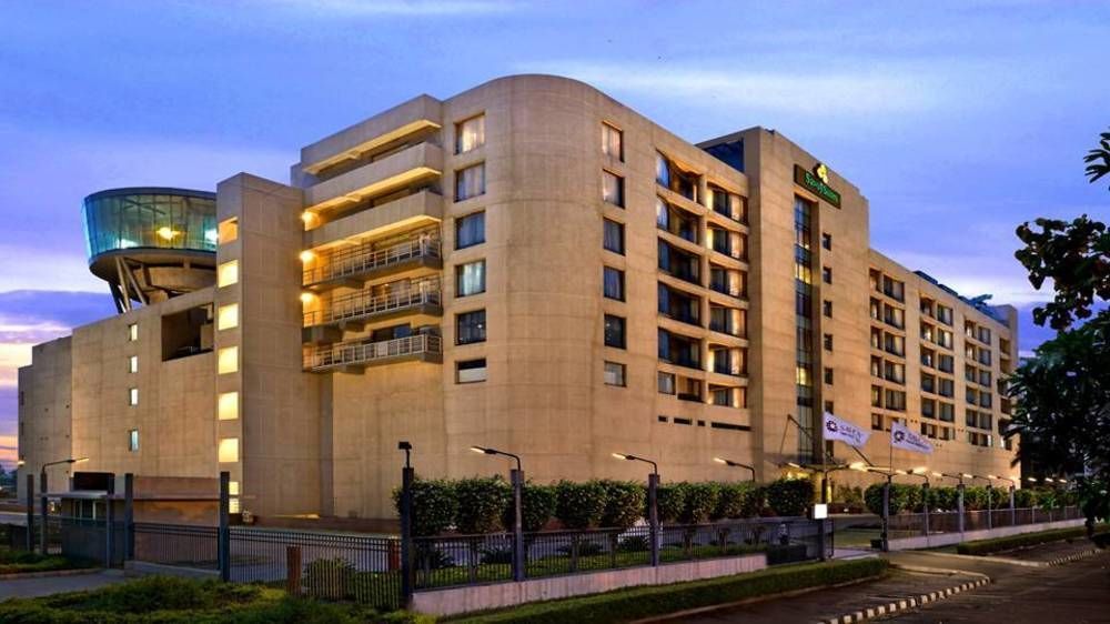 Hotel Savoy Manesar 4*