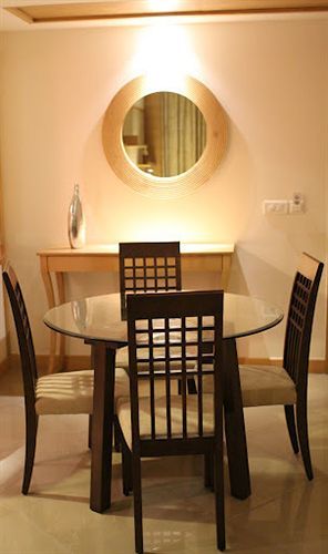 Hotel Savoy Manesar 4*