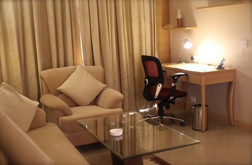 Hotel Savoy Manesar 4*