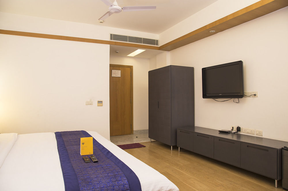 Hotel Fabhotel Mg Road Iffco Chowk Gurgaon