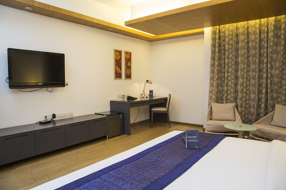 Fabhotel Mg Road Iffco Chowk
