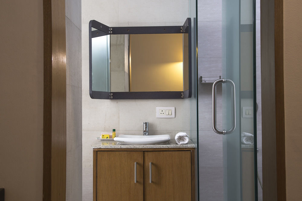 Hotel Fabhotel Mg Road Iffco Chowk Gurgaon