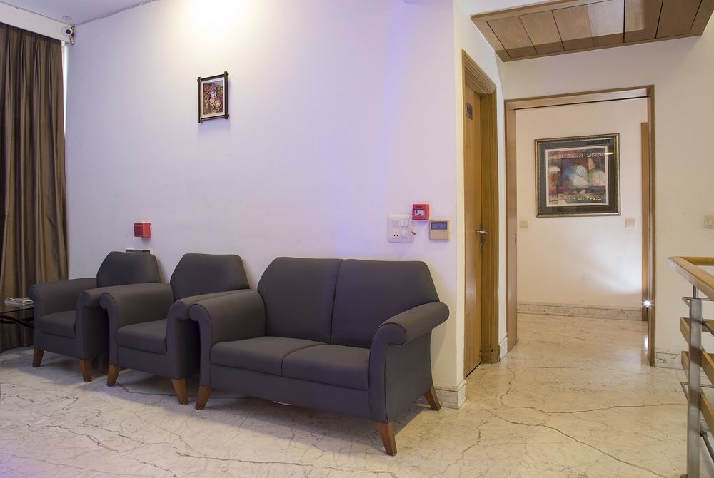 Hotel Fabhotel Mg Road Iffco Chowk 3*