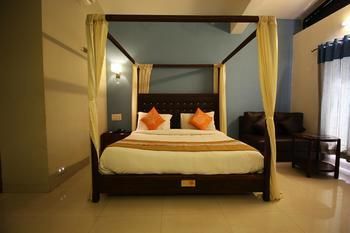 Oyo Premium Sector 14 Delhi Road Gurgaon