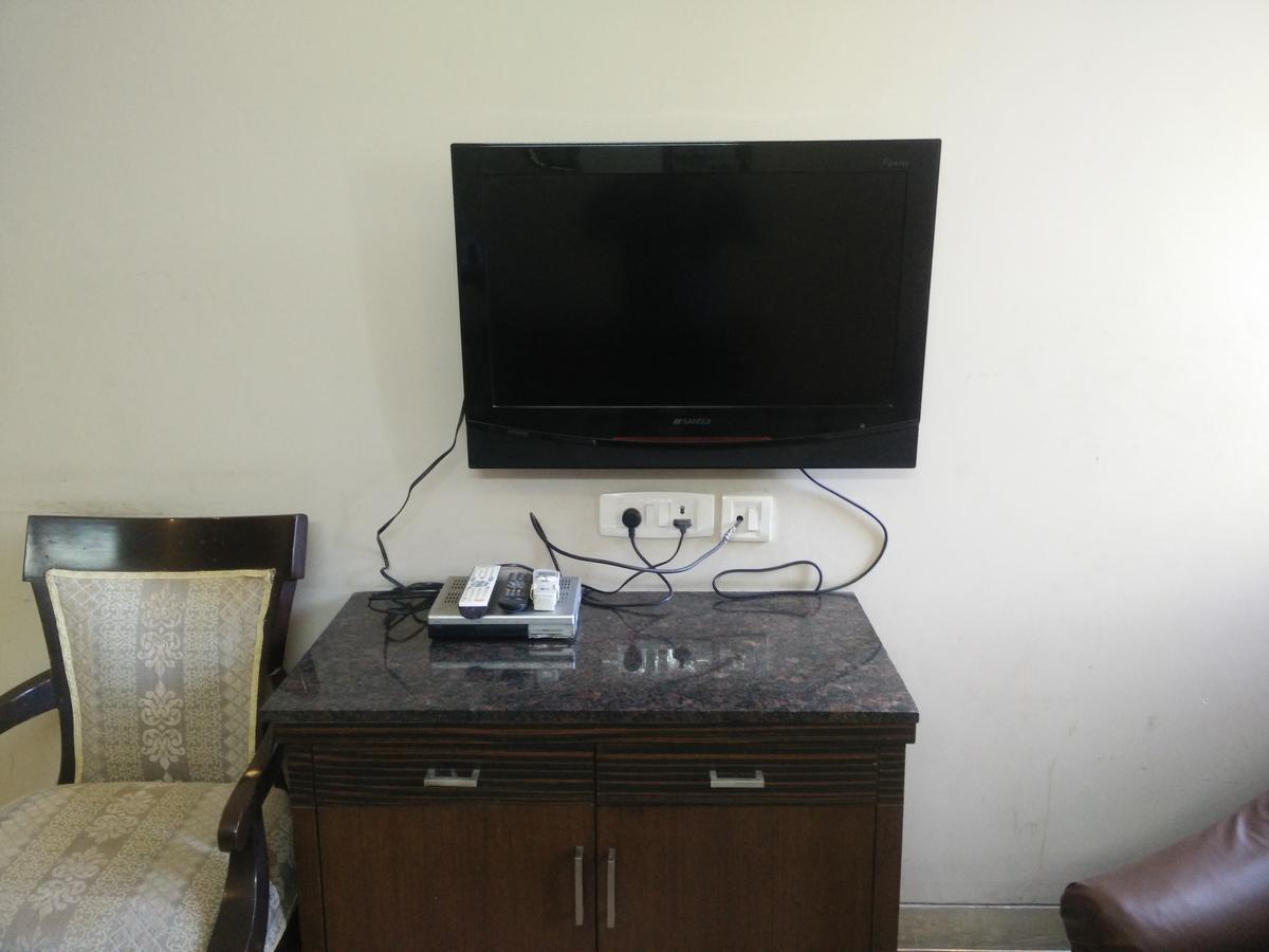 Enkay Residency M-block Cyber Guest house