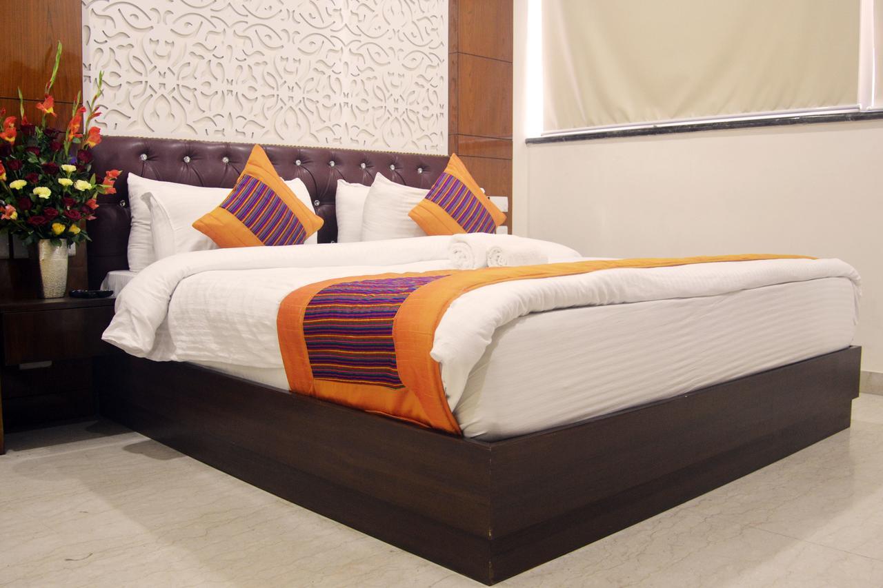 Hotel Trinity Corporate Udyog Vihar