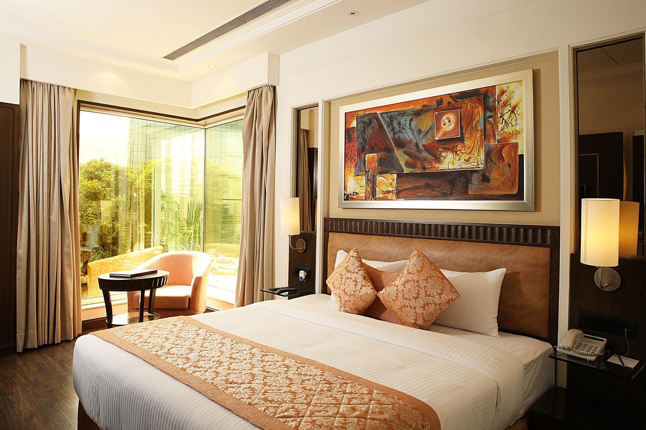 Inde Signature Tower Hotel Gurgaon