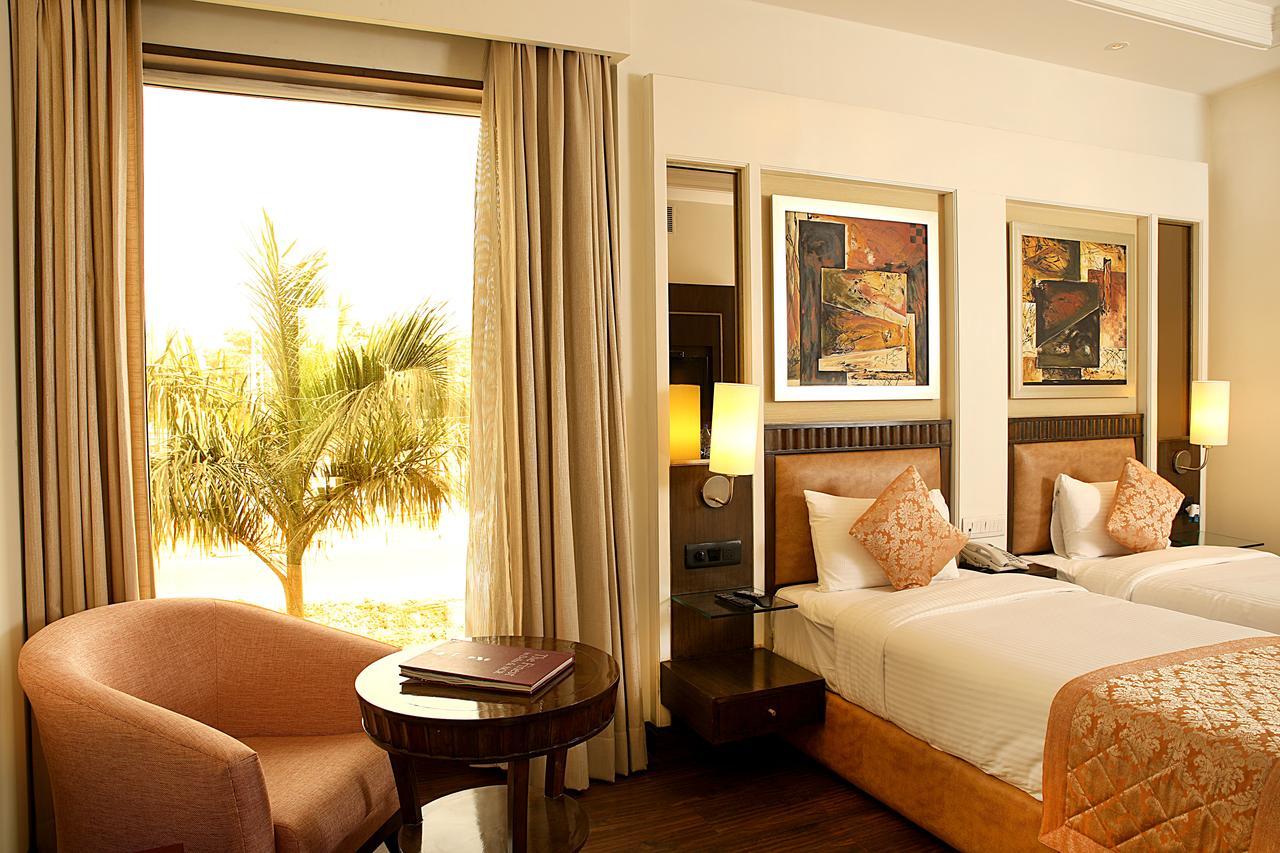 Inde Signature Tower 3* Gurgaon