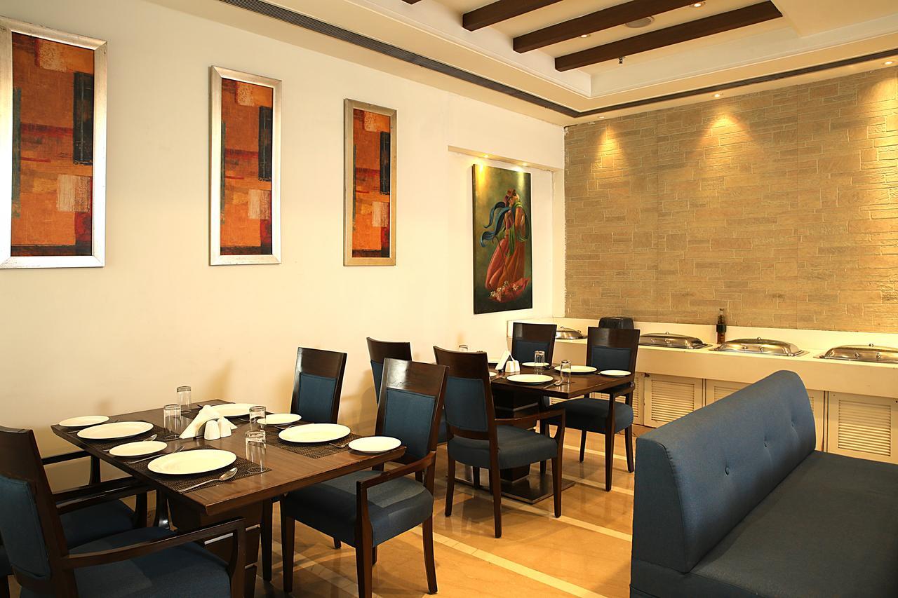 Inde Signature Tower Hotel