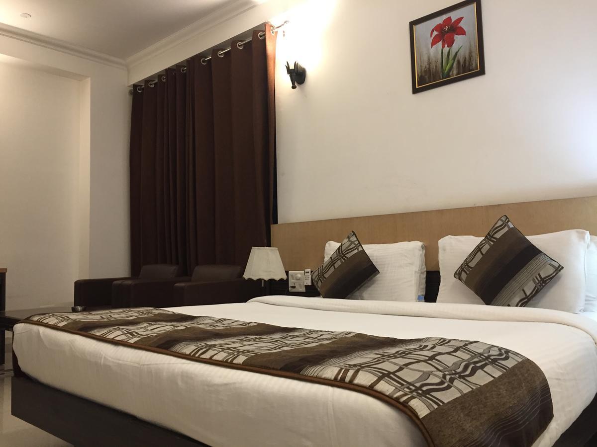 O Cyber Hotel 3*