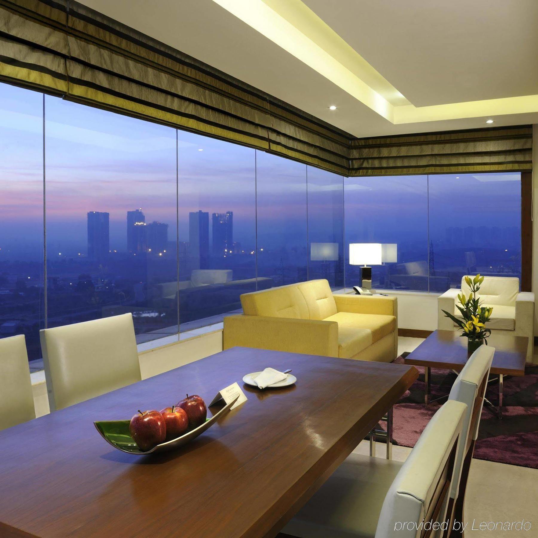 Doubletree By Hilton New Delhi Ncr 5*
