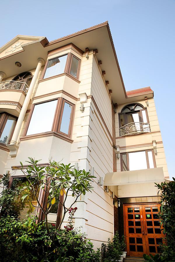 Ahuja Residency Cyber Ii Guest house Gurgaon