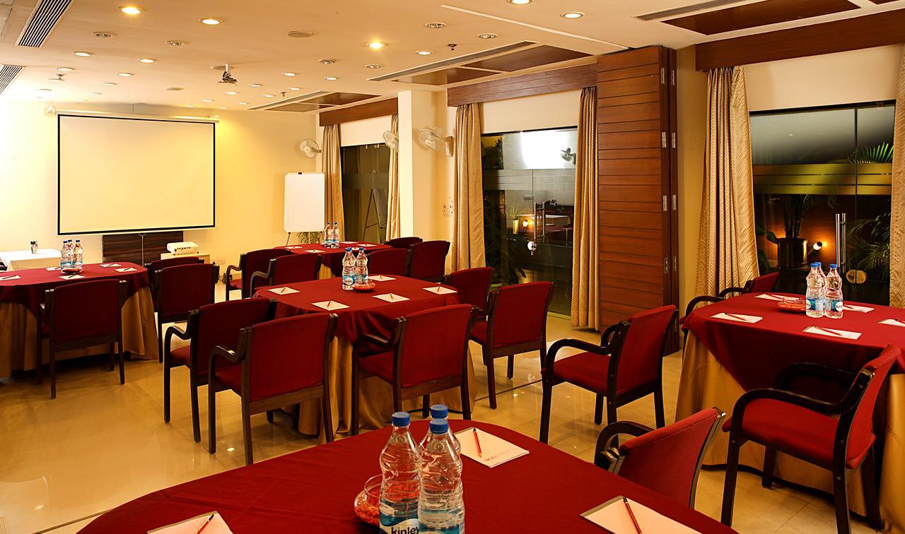 Guest house Ahuja Residency Cyber Ii 3*