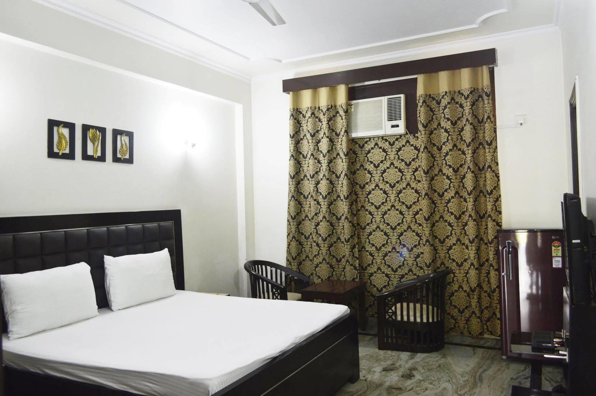 Hotel When In - Service Apartments, Next To Artemis Hospital Gurgaon