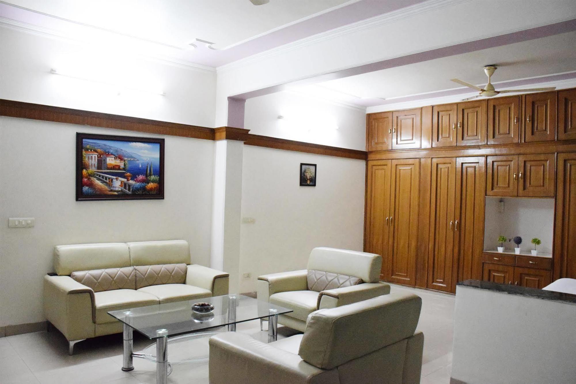 When In - Service Apartments, Next To Artemis Hospital Hotel 3*