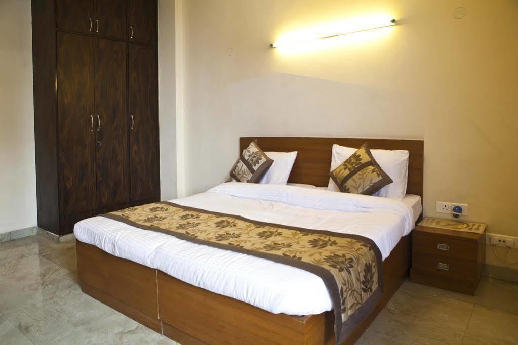 Oyo Cyber Park Ii Hotel 3*