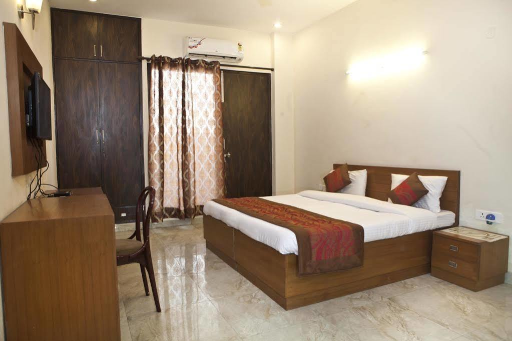 Oyo Cyber Park Ii Gurgaon