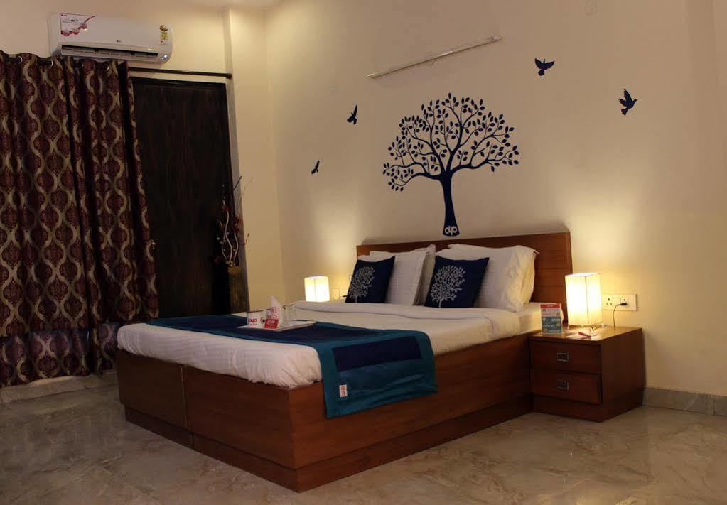 Hotel Oyo Cyber Park Ii Gurgaon