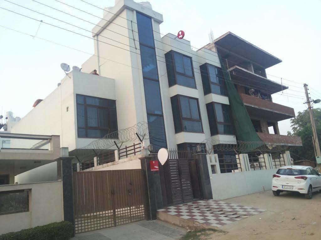 Hotel Oyo Cyber Park Ii