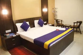 Fabhotel Shree Kanta 3*
