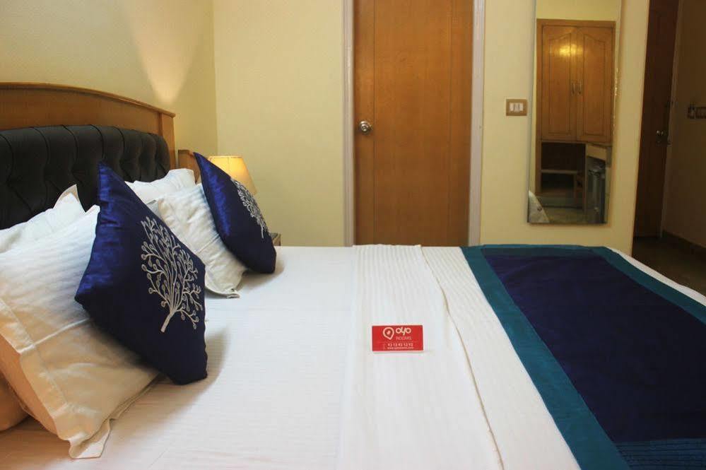 Oyo Sushant Lok A Block Hotel 3*