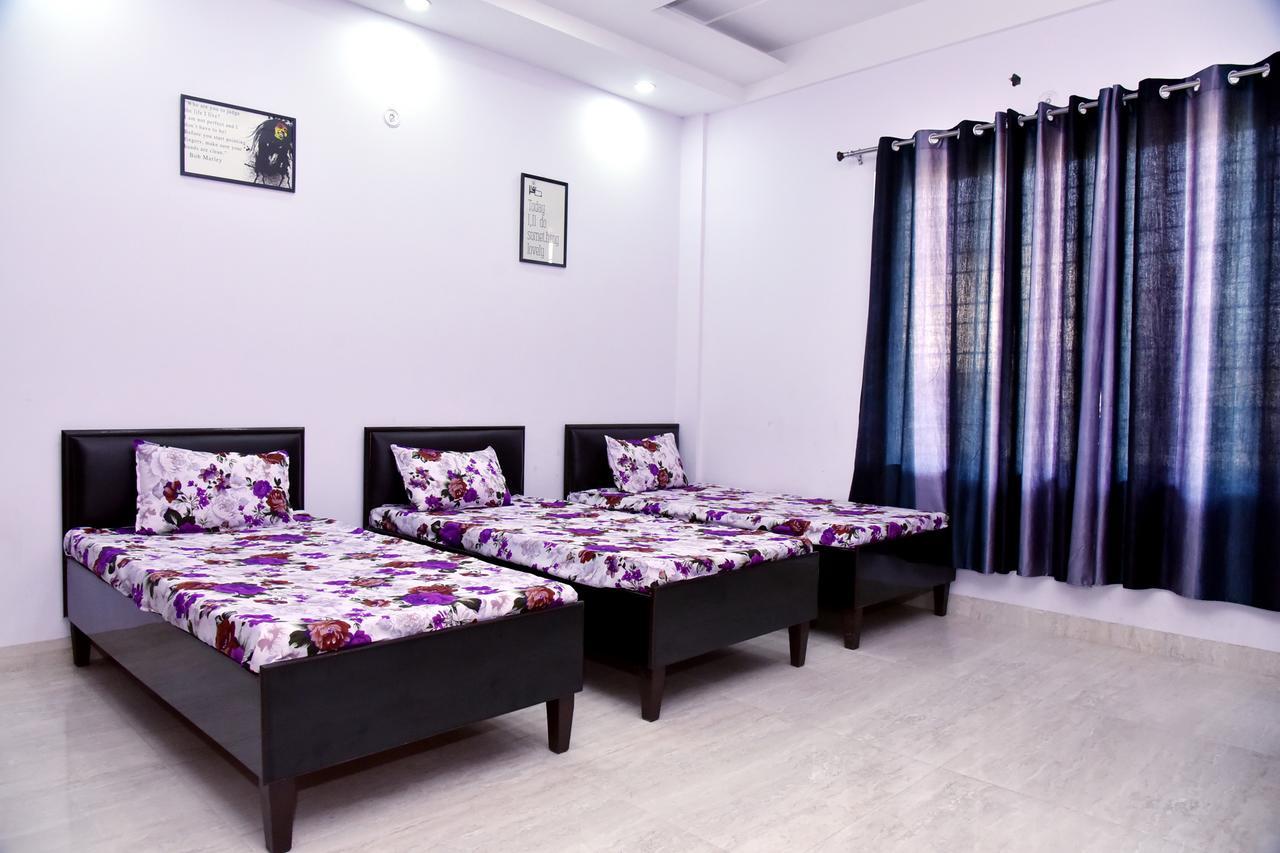 The Pinnacle House Hostel Gurgaon