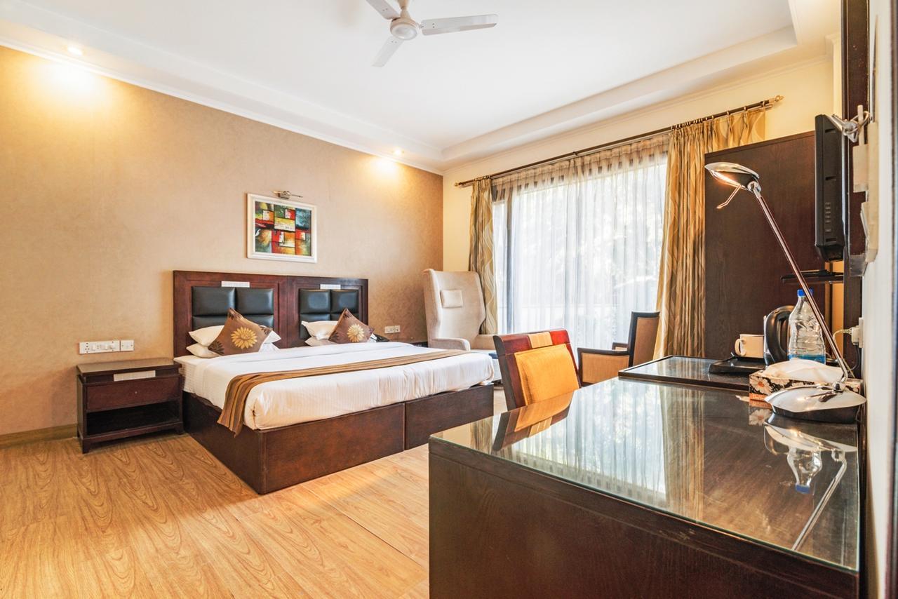 Royal Mg Road 3* Gurgaon