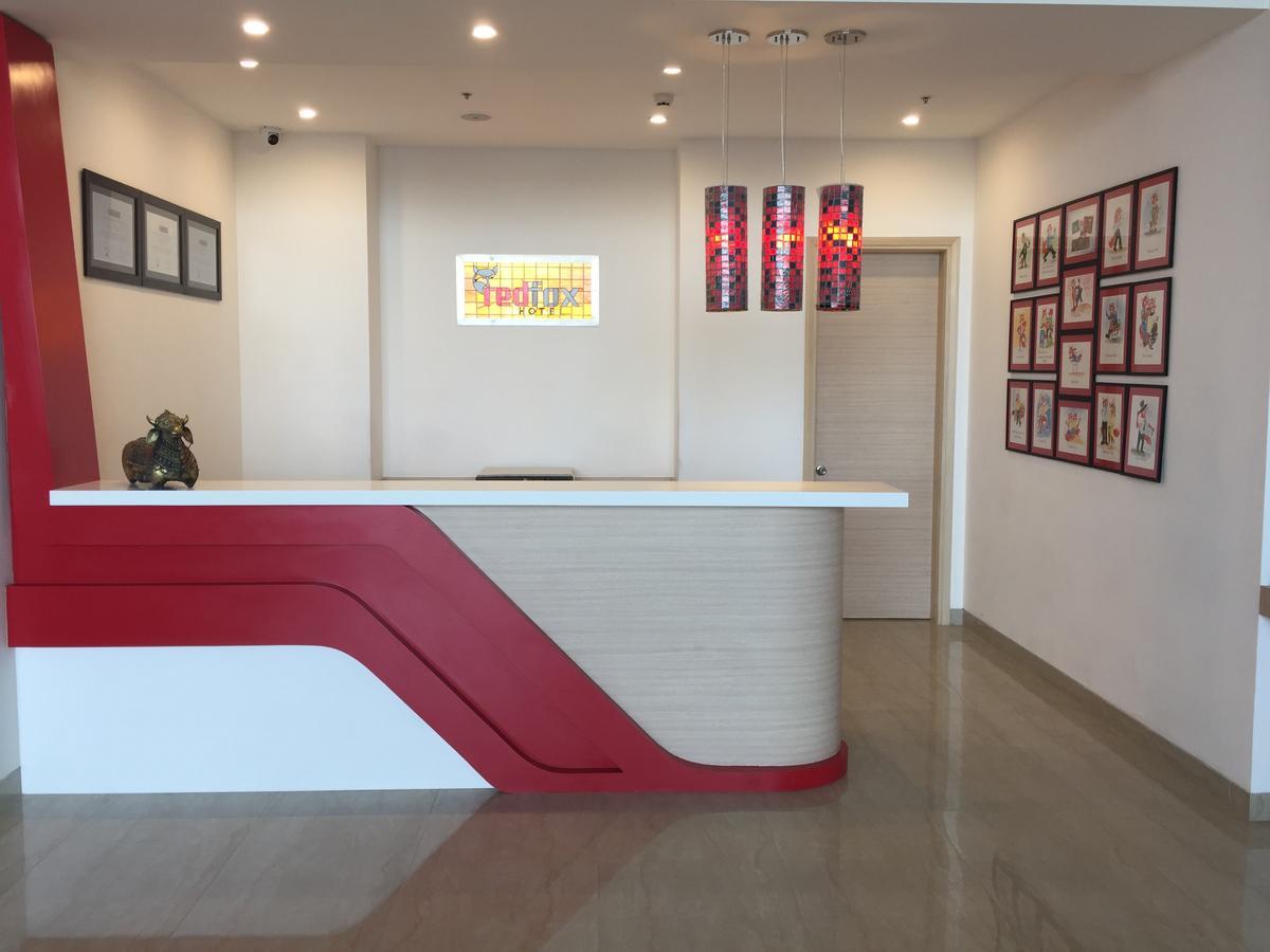Hotel Red Fox By Lemon Tree Hotels, Sector 60, Gurugram 3*