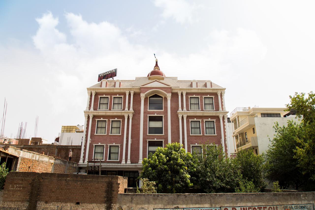 Oyo 8947 Vedanta