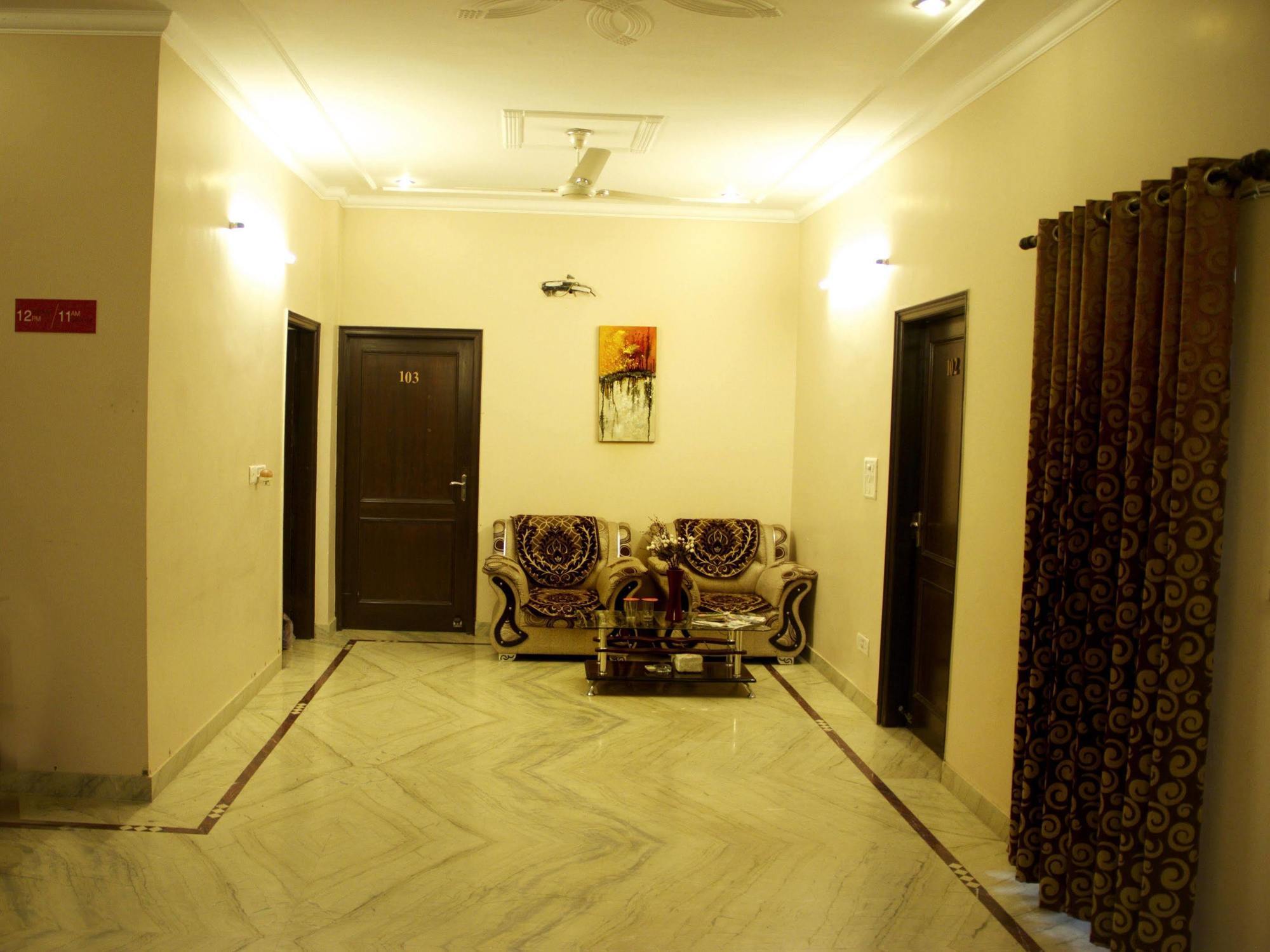 Oyo Garden 3*