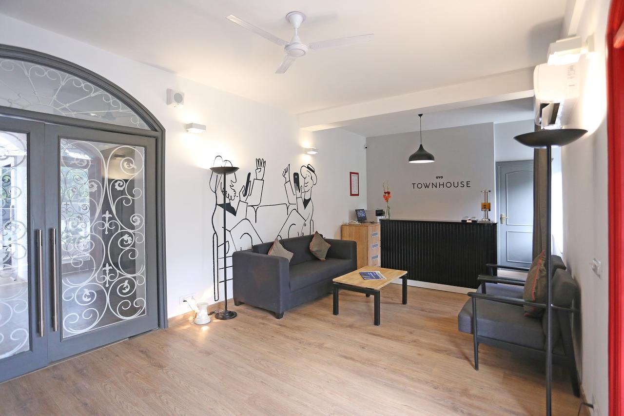 Oyo Townhouse 20 Huda Metro South 1 Hotel Gurgaon
