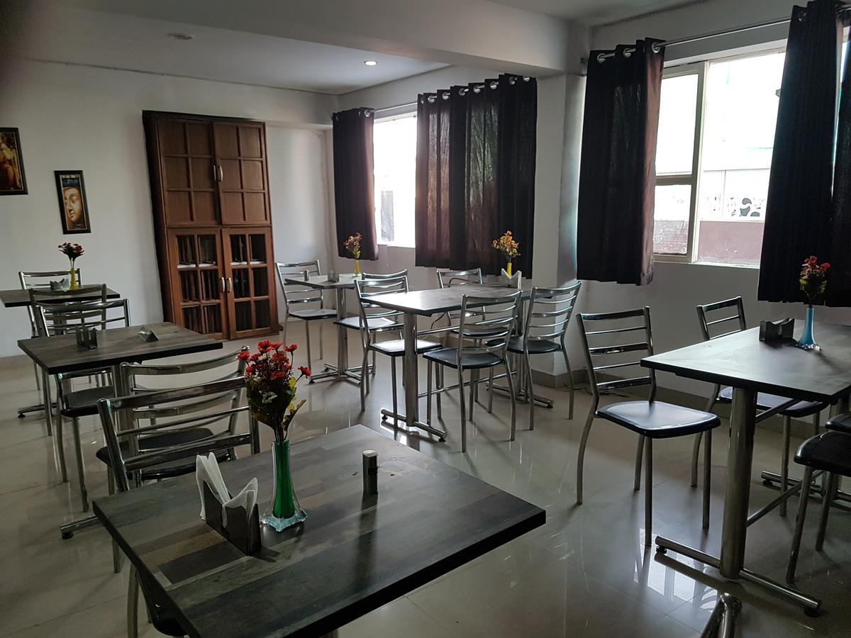 The Royal Crown 3* Gurgaon