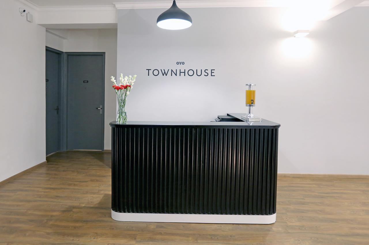 Hotel Oyo Townhouse 018 Medanta