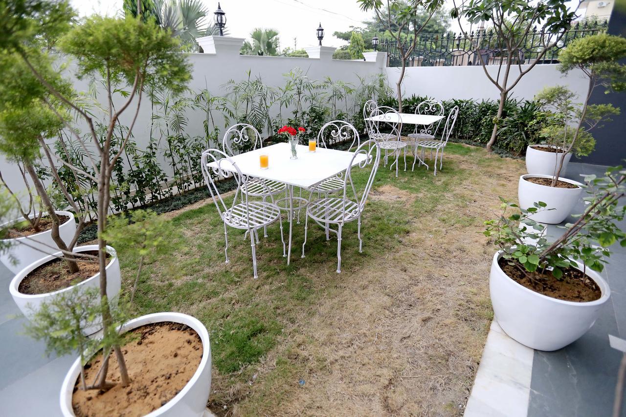 Oyo Townhouse 018 Medanta 3* Gurgaon