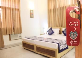 Oyo Near Huda Centre Hotel Gurgaon