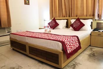 Oyo Near Huda Centre 3* Gurgaon