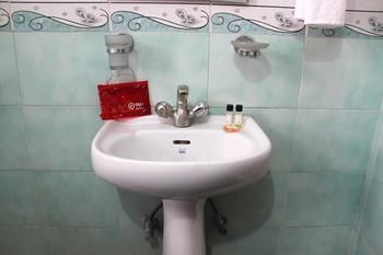 Oyo Near Huda Centre Hotel Gurgaon