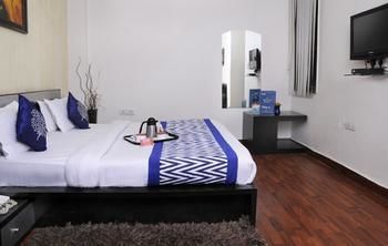 Oyo Fortis Hospital Hotel