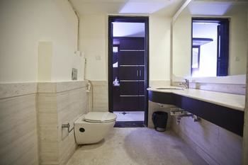 Oyo Premium Sikandarpur Metro 2 Hotel 3*