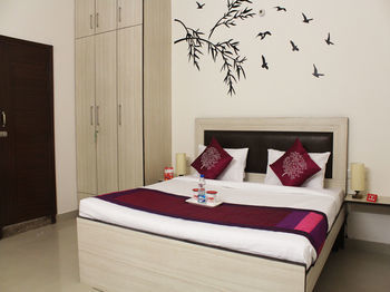 Oyo Sector 49 3* Gurgaon
