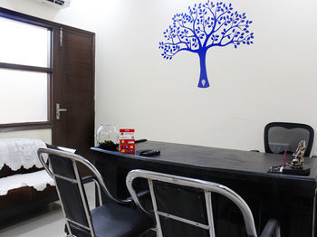 Hotel Oyo Sector 49 Gurgaon