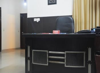 Oyo Sikanderpur Metro