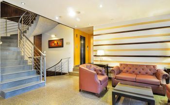 Crossroads Hotel